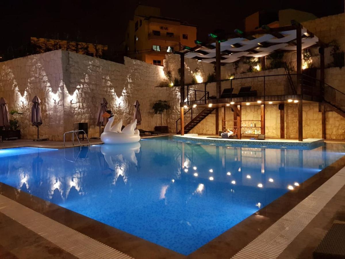 Ibiza Hotel Jounieh Dış mekan fotoğraf